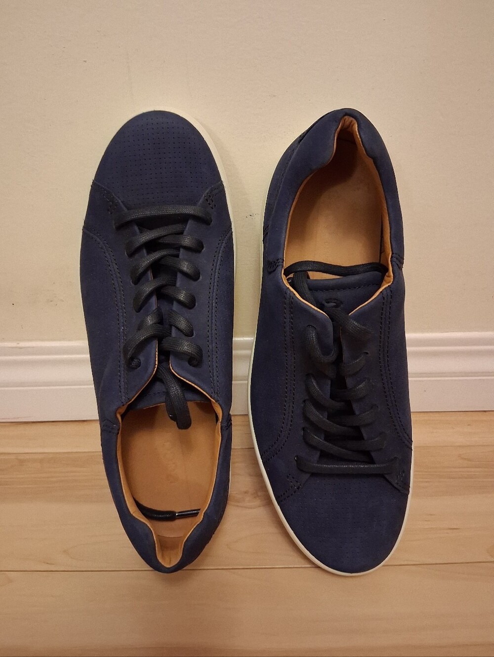 ECCO SOFT 7 MEN'S NAVY NUBUCK SUEDE CASUAL SNEAKERS